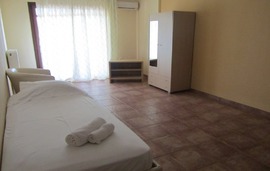 moonbeam hotel pefkari 2plus2 suite apartment 2